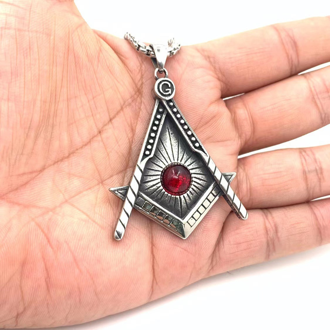 Master Mason Blue Lodge Pendant - Silver Titanium Steel Red Stone - Bricks Masons