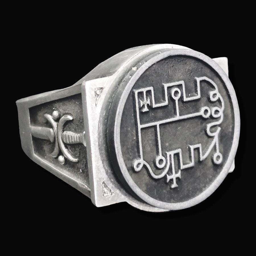 Demon Ring 36 PRINCE STOLAS 72 Demons Minor Key of Solomon Goetia In Silver 2.2 cm x 1.8 cm 18 Gr Art 1814 - Bricks Masons