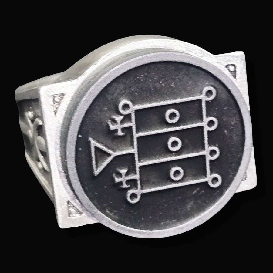 Demon Ring 50 KNIGHT FURCAS 72 Demons Minor Key of Solomon Goetia In Silver 2.2 cm x 1.8 cm 18 Gr Art 1828 - Bricks Masons