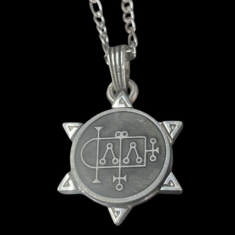 I wove Demon 39 PRESIDENT MALPHAS and Secret Seal of Solomon 72 Demons Lesser Key of Solomon Goetia In Silver 3 x 2.5 cm 12 Gr Art 1898 - Bricks Masons