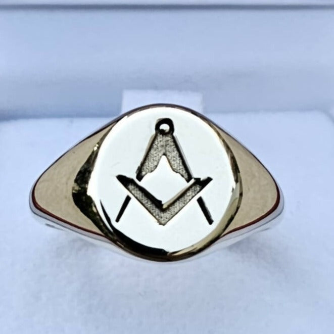 Master Mason Blue Lodge Ring - 14K Gold Square and Compass - Bricks Masons